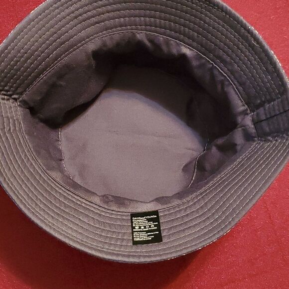 Super Cute! NWOT David and Young Women's Paisley Bucket Hat - Picture 3 of 4
